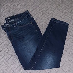 ❌SOLD❌Universal Thread Midrise Skinny Jeans